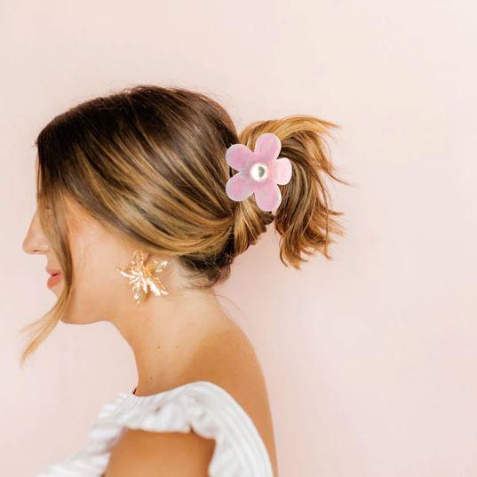 Gigi ~ Pink with Pearl Center ~ Hair Clip