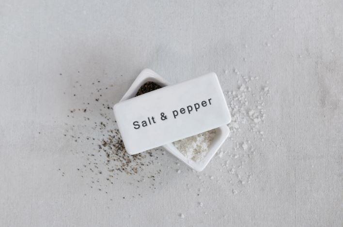 Stoneware Pinch Pot with Lid ~ Salt & Pepper